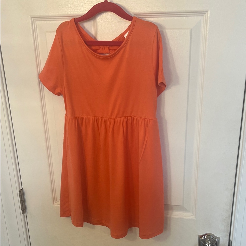 Coral Short Sleeve Dress Size 7